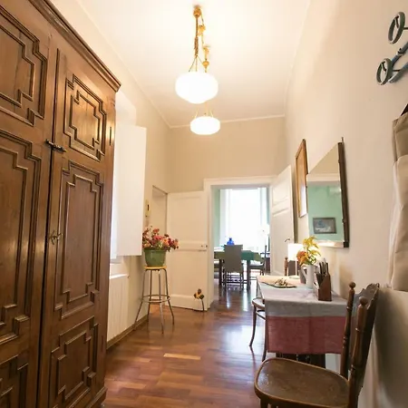 Apartment Il Balcone Dell'angiol D 'or