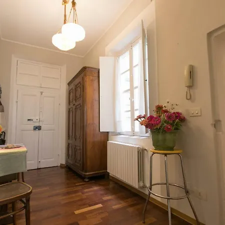 Apartment Il Balcone Dell'angiol D 'or Parma