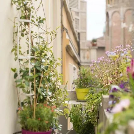 Il Balcone Dell'angiol D 'or بارما