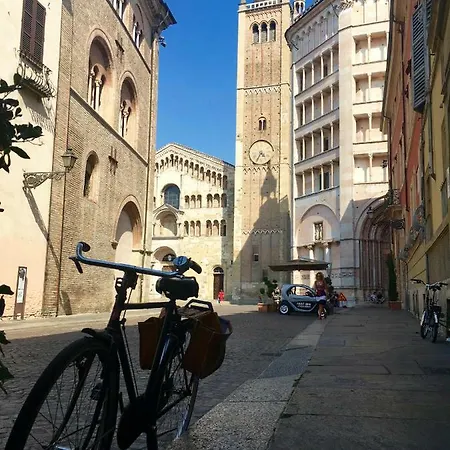 Il Balcone Dell'angiol D 'or شقة بارما