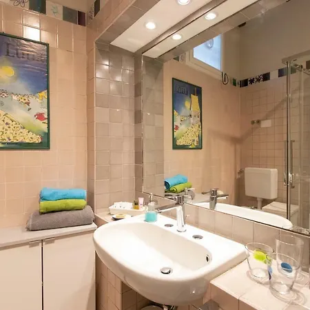 Il Balcone Dell'angiol D 'or * Parma